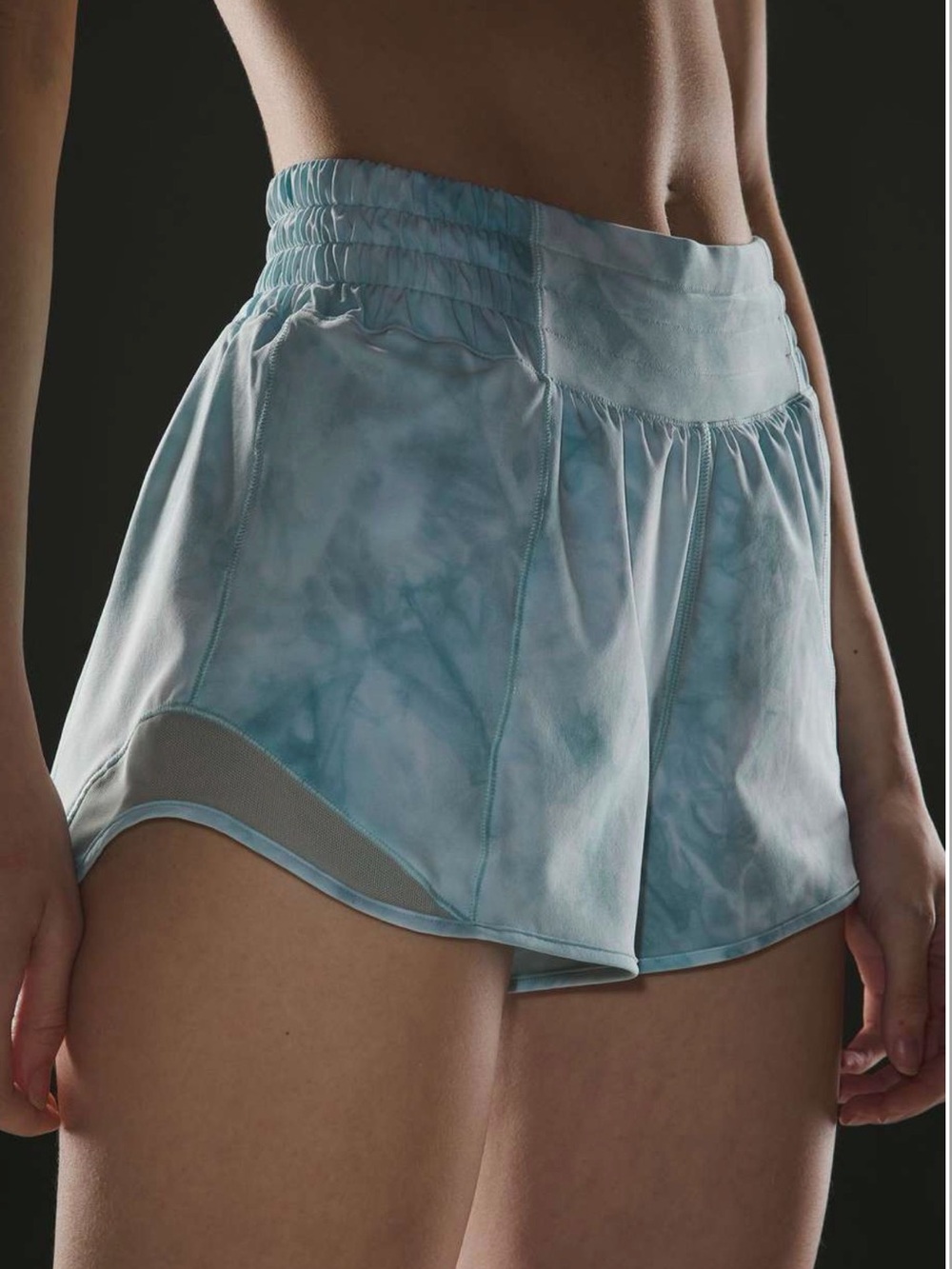 NWOT Lululemon Hotty Hot Shorts 2.5in - Diamond Dye